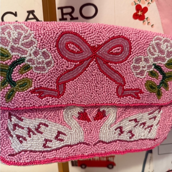 Francesca's Collections Pink Beaded Shoulder Bag - Picture 2 of 10